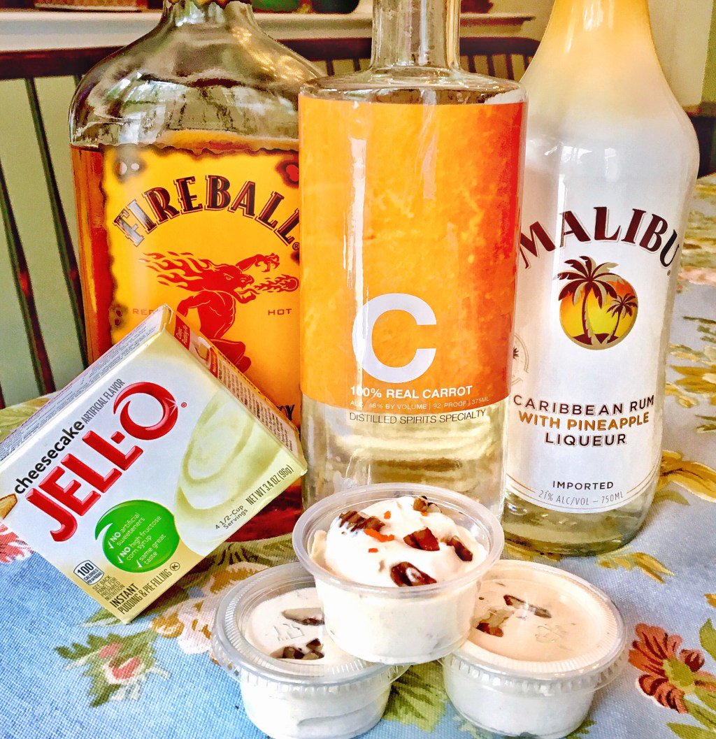 Unique Cocktails: Carrot Cake Pudding Shots thedailysoiree.com/2017/05/25/uni…
