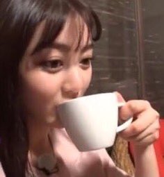velvtape's tweet photo. se não fosse pra chegar a 200M Twice nem tinha lançado TT meus amores  #TT200MPARTY #TT200M https://t.co/k2QNMMJThM