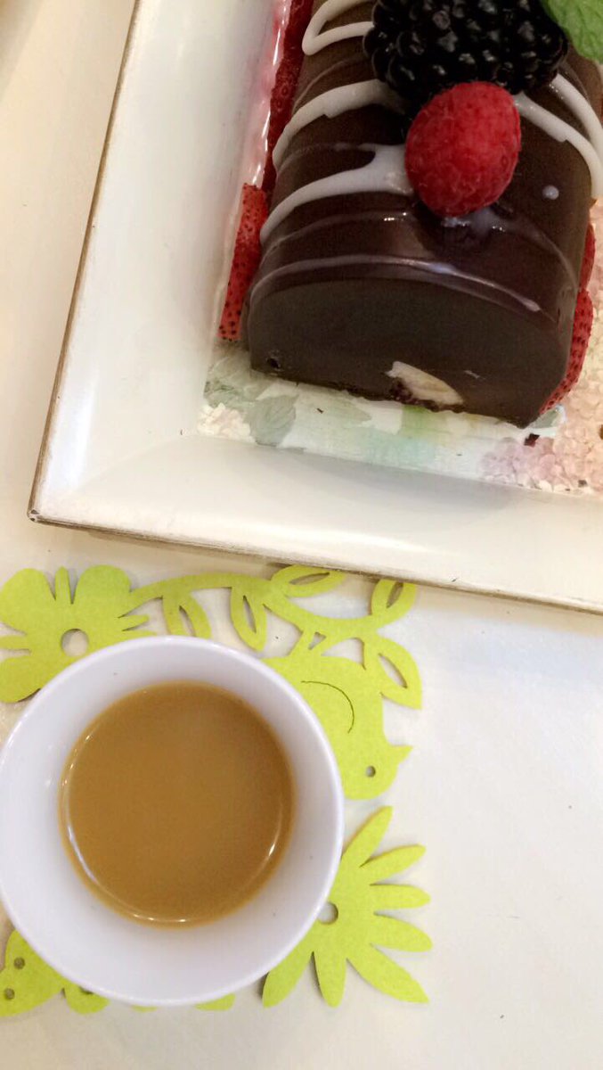 omi_nowier's tweet photo. واسنع بنات العالم سعوديات ���🏻💕 #اجمل_بنات_العالم_السعوديات https://t.co/Sl6AVJCfkL