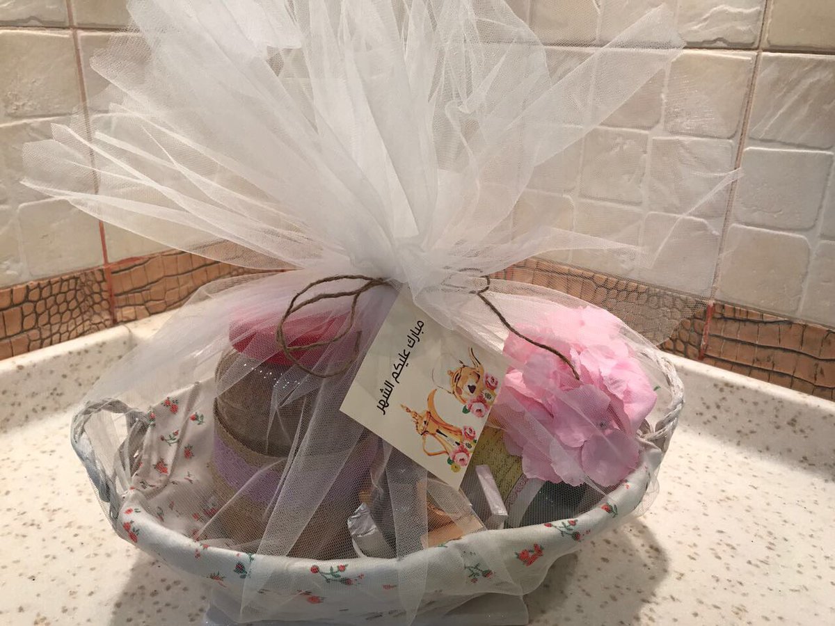 omi_nowier's tweet photo. #رمضان_كريم  بمناسبة الشهر الكريم جهزنا الهدايا للأهل والأصحاب 💕 https://t.co/bJYu60oefU