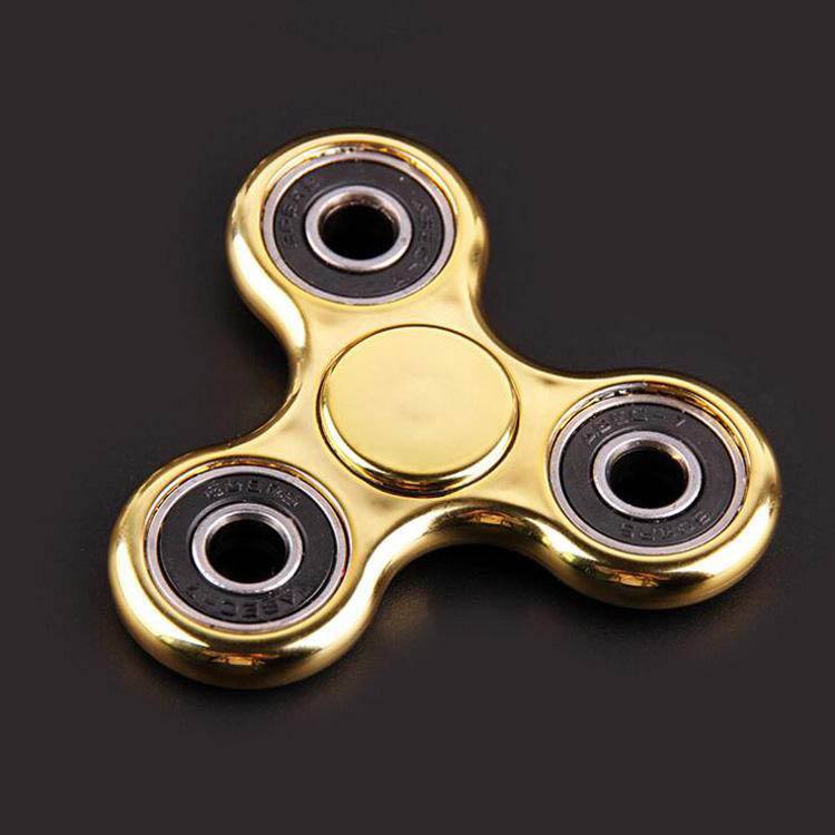 Fyre_Concierge's tweet photo. A special gift from Billy Mcfarland of #fyrefestival  All #holyship #FyreSquad #10thFloor #VIPs get a 24kt gold fidget spinner !! https://t.co/mSX2kaEDSi