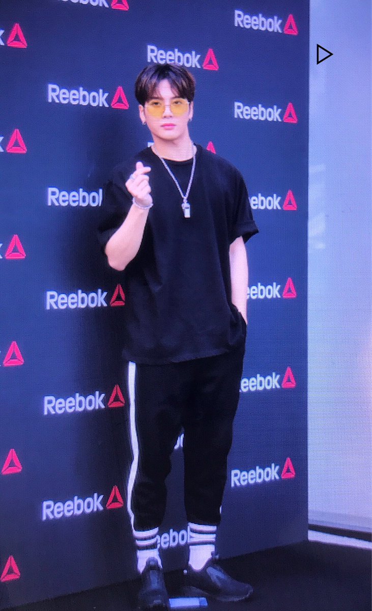 STEREOMOOD852's tweet photo. 170526
#GOT7 #JacksonWang #갓세븐 #잭슨 #王嘉爾 https://t.co/OHpptqv4x4