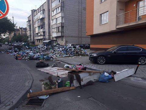 Немножко це Европы. Львiв.
