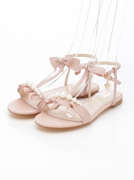 Lodispotto ロディスポット Fashionwalker パール フリルフラットサンダル T Co Shent3b8aj フリルデザインのアッパーに 艶めくパールモチーフを並べたラブリーなフラットサンダル ストラップを飾るリボンディテールも キュートな