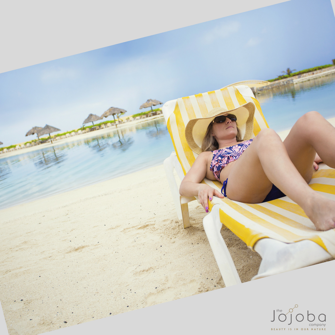 TheJojobaCoUS's tweet photo. Did you know sun damage destroys the collagen and elastin in your skin making it more prone to wrinkles? #SunDamage #UseSPF #Skincare https://t.co/JugLu6j3V7