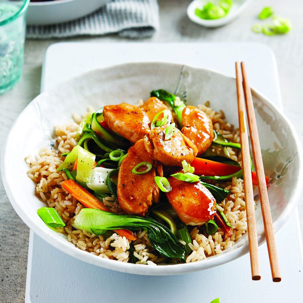 Ready in just 30 minutes and deliciously low-FODMAP, this teriyaki chicken stir fry is a great way to end the week ow.ly/gW0q30c2V3H