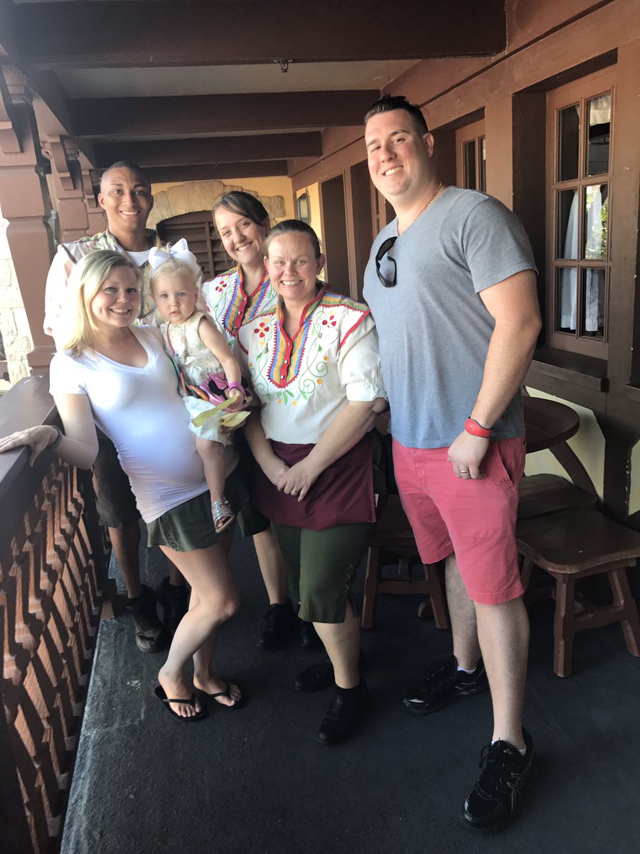 aliDiGGa's tweet photo. @WaltDisneyWorld the team at #pinocchiovillagehaus is #absolutelyamazing. They gave my 2yo the #bestbirthday. #thankyou https://t.co/biuLEnA7nP