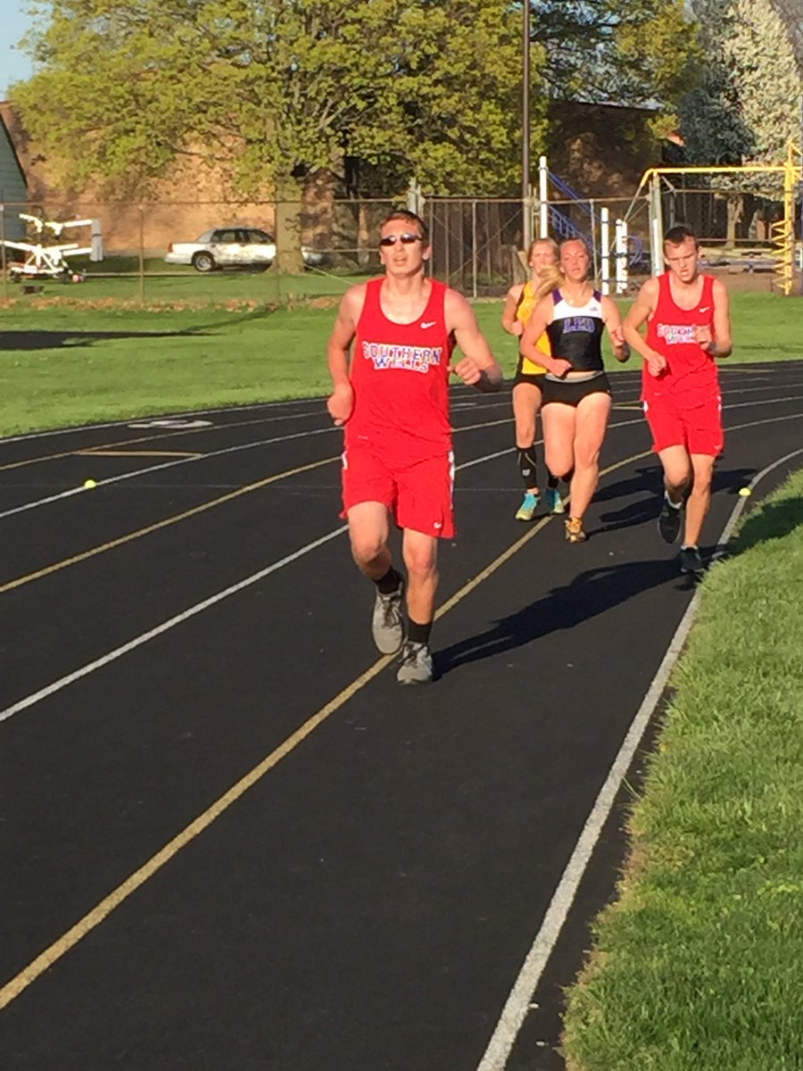 SWRaiderTrack's tweet image. Career Personal Records by our multi-year seniors:

Nathan Blem
400-58.17 ACAC 2015
3200-12:34 SA Invite 2015