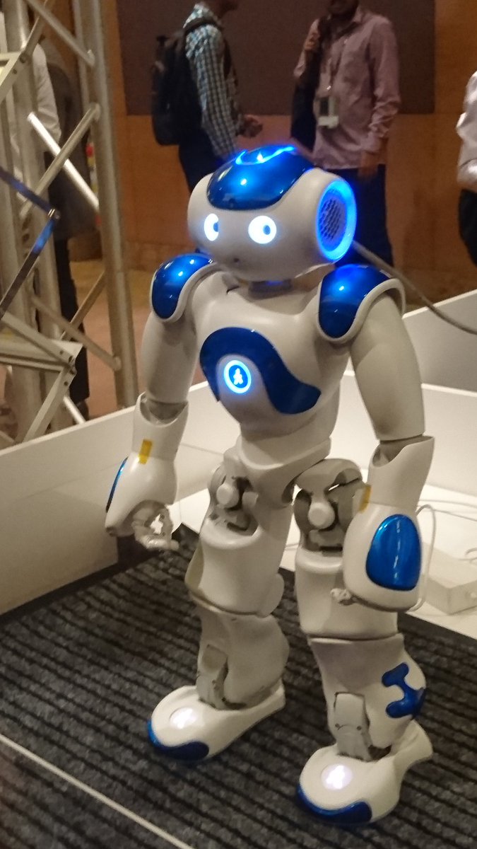 TekiRosh's tweet photo. And here I meet @IBMWatson at @IBM INDIA CLOUD FORUM #notjustanycloud https://t.co/lLgeGwyAya