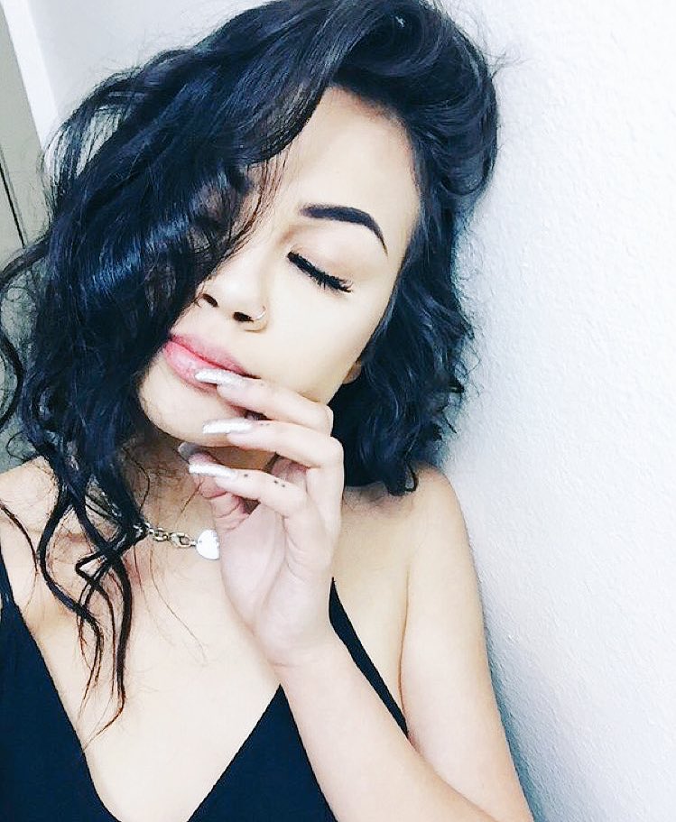 Nails longer then my own daddy's dick