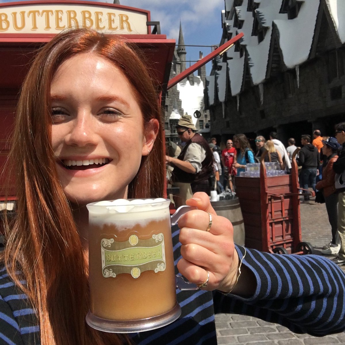 School's out for summer 🍻⚡️ <a href="/UniStudios/">Universal Studios Hollywood</a> #wizardingworldhollywood