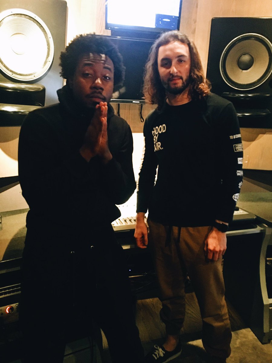 trilldyll's tweet image. Day 2 by @markbattles317 is out now! i'm super blessed to be apart of this project, go support my homie and buy it 🔥💽