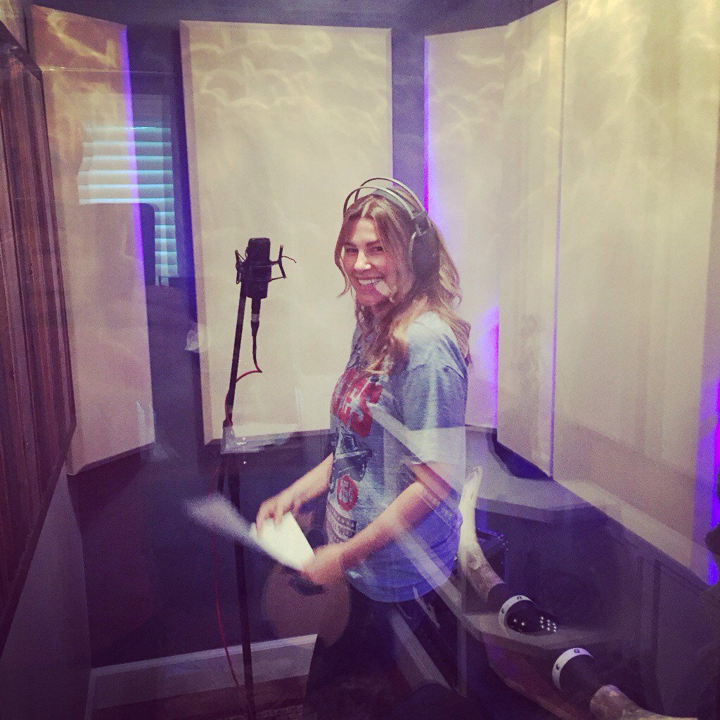 clintvanblanken's tweet photo. Great session tonight with this gorgeous voice. Great work McKenney!! https://t.co/KMPhIWUfjM
