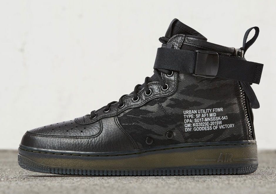 bgagerh's tweet photo. Tiger Camo lands on the Nike SF-AF1 Mid on June 8th.=>https://t.co/FP6tqJVC5f https://t.co/KS51VZrnq7