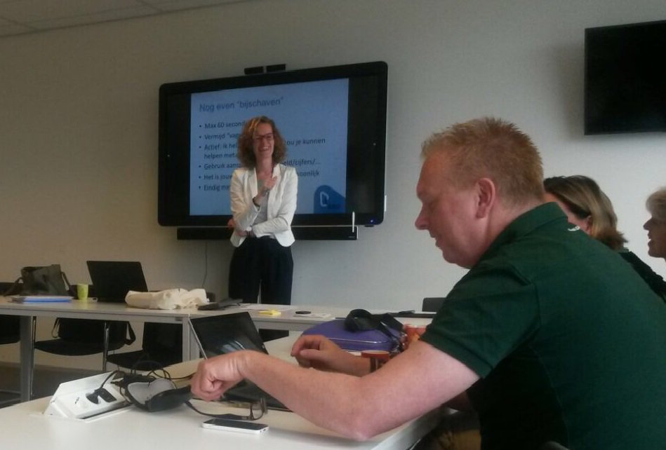 Vorige week onze workshopreeks rondom #personalbranding bij Veiligheidsregio Drenthe afgerond met mooie #elevatorpitches