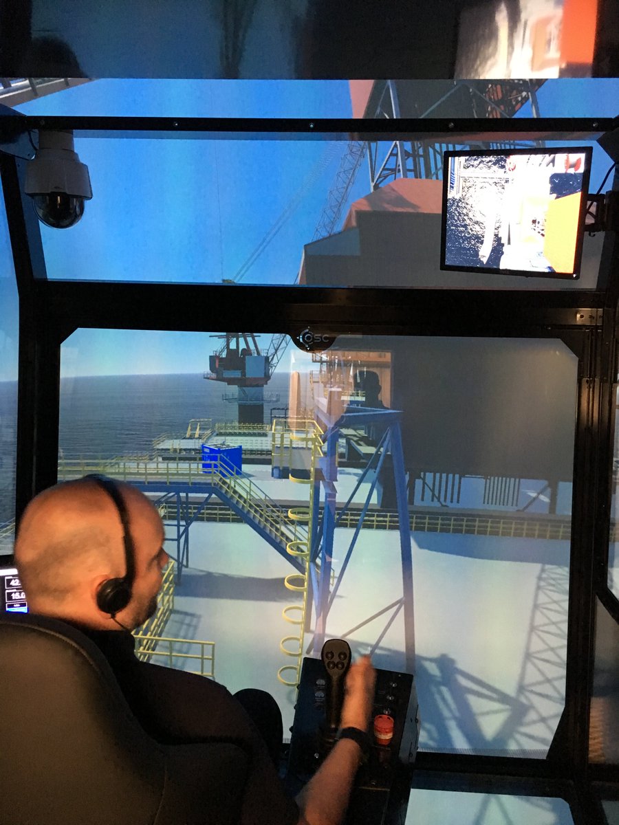 A great insight into the Modal training centre in Immingham last night organised by <a href="/GRPartnership/">Grimsby Renewables Partnership</a>, @MHIVestas <a href="/3sunGroup/">3sun Group (a Worley group company)</a>