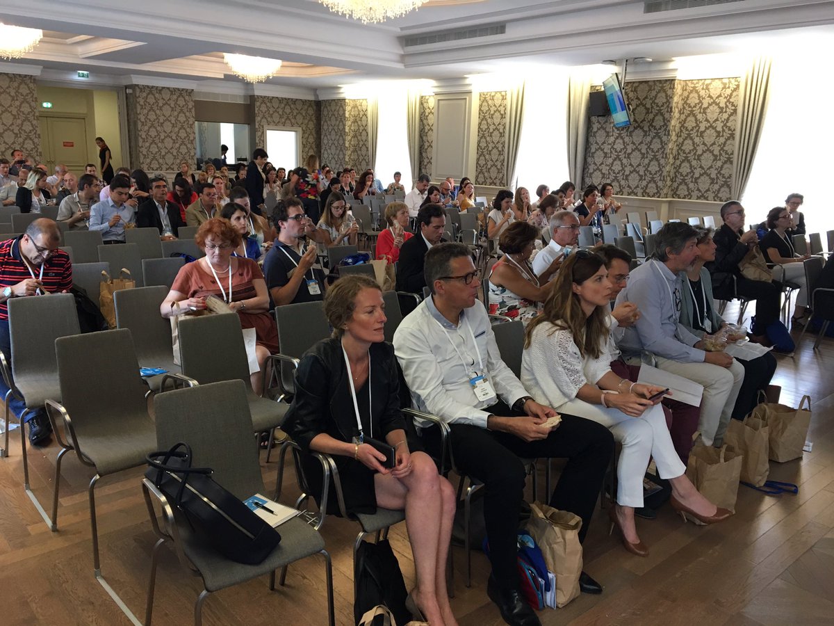 MeriemHafiz_MDT's tweet photo. Le symposium @MedtronicFR présidé par #PrZimmerman a commencé retrouvez nous salle LaMajor #soffco2017 #bariatrique https://t.co/3ZxNAdh5zU