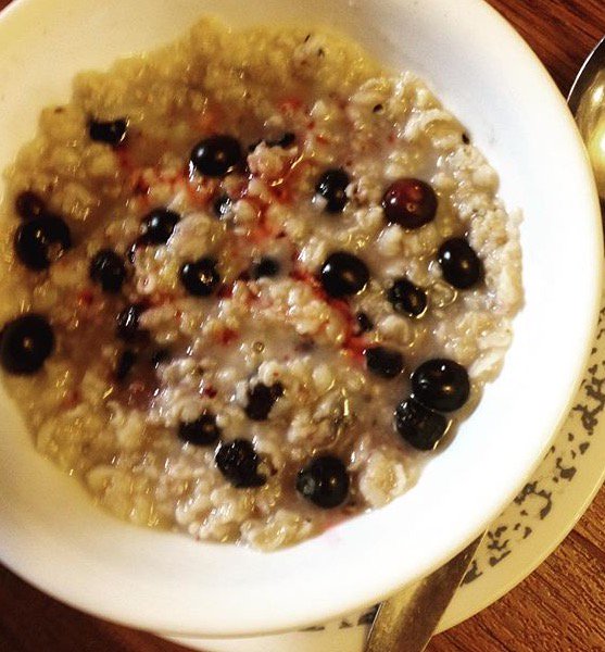 eatwellhalifax's tweet photo. Starting your day with a high fibre breakfast leads to a better chance of making healthy choices the rest of the day. #fibre #breakfast https://t.co/2C3gMRNw6g