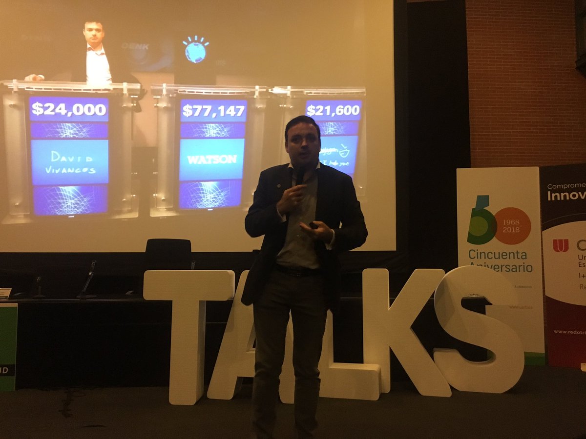 fuam_uam's tweet image. Turno del 17&apos; TALKS de David Vivancos #Mindbigdata sobre la transformación digital. Dónde reside nuestra inteligencia❓❓ #redotri2017