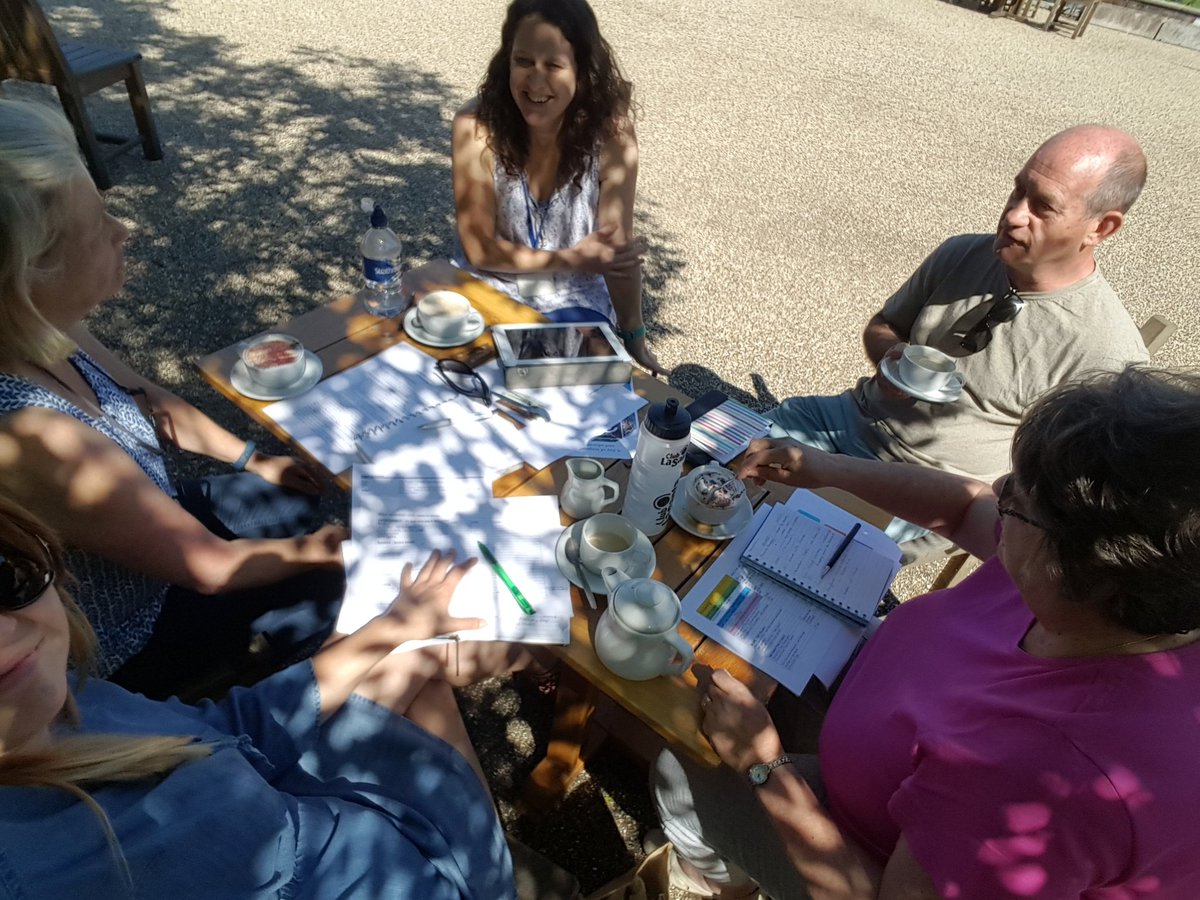 RomseyDAG's tweet photo. Wonderful morning meeting sir Harold Hilliers planning our #demfest2018 super exciting activities & musicians getting booked. https://t.co/7zNyDBKSgX