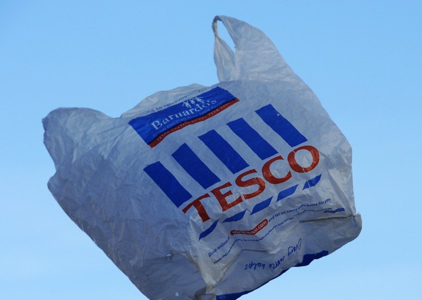 Tesco to scrap use of 5p carrier bags Edinburgh Evening Ne Scoopnest