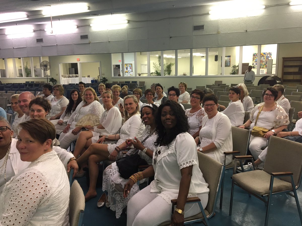 FGChoirBaarn's tweet photo. Een deel van FGC is met het Thy Mention Gospel Choir afgereisd naar New Orleans! @christianunitybaptistchurch https://t.co/0fKEPjKQqG