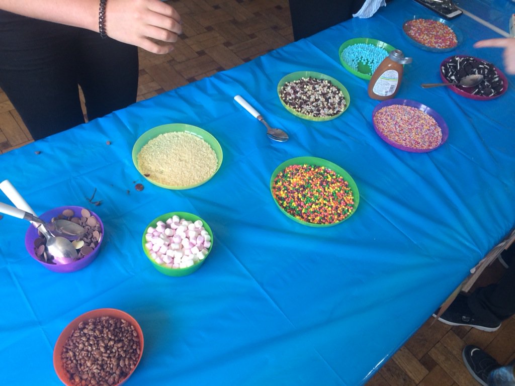 MsMcCFranner's tweet photo. We had great fun at our #icecream party for @DownSyndromeIRL! Thanks @MsMorrisseyCBS for organising it! #franner https://t.co/mYT6AjGiZT