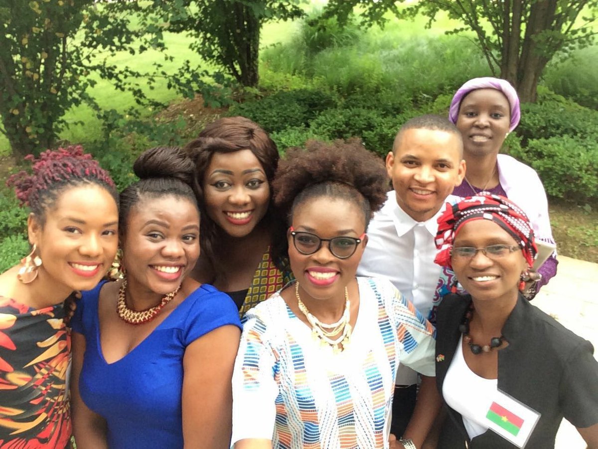 AkosuaOAppaw's tweet photo. Beautiful people all around me #MWF16 #Yali16 #WagnerCollege https://t.co/q08QpsIFLV