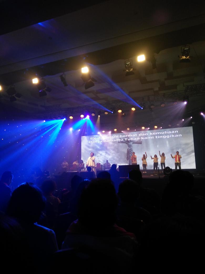 nathaniaaiueo's tweet image. about last night

INDONESIA ONE 

at The Palms Ballroom, Cengkareng

#PrayForIndonesia #CallForUnity #IndonesiaOne