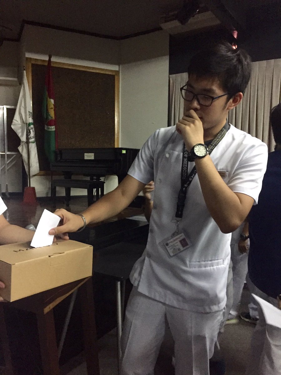 kirbywan_kinrby's tweet photo. Hi @upcm2020! Exercise your right to vote! You can do so today until 4pm at the '72 Theater Foyer or on Monday after the Compre exam 🙂 https://t.co/miyHK4rYcy