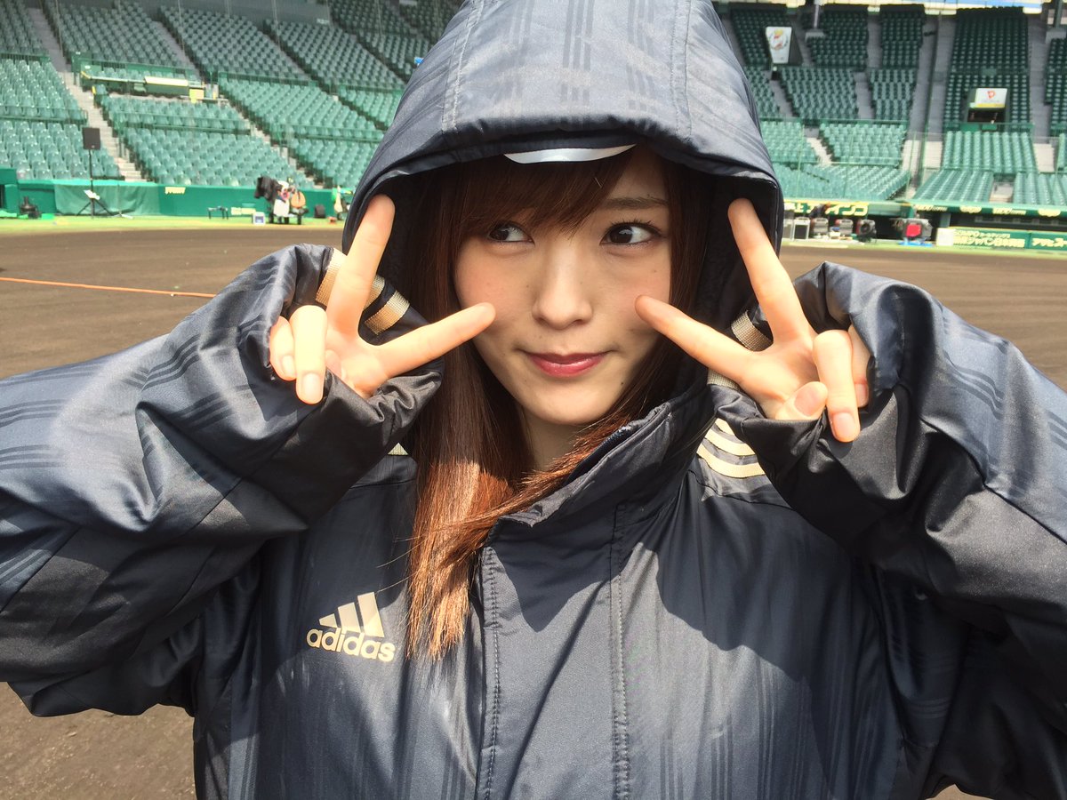 SayakaNeon's tweet photo. 今シーズン、試合開始前・勝利試合後に
球場ビジョンで放映している
『みんなで六甲おろし2017』に参加させた頂きました🐯！

山本彩ver.は
明日、5月27日から新登場です( *｀ω´)

是非、球場で一緒に歌って下さい✨✨

https://t.co/IFt5g3H02D… https://t.co/mhC5yXWOM0