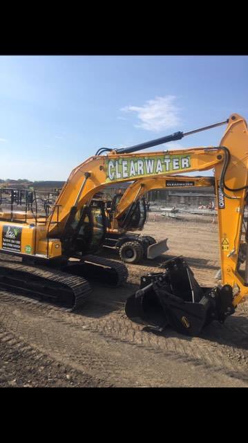 ScotJCB's tweet photo. Thanks to Ryan MacDonald who sent us these images of a #JCB #JS220 working as part of the Aberdeen to Inverness railway upgrade near Forres. https://t.co/OsWyml4Klc