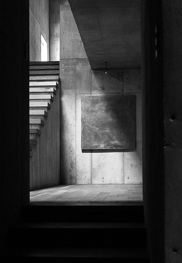 ManuelRevilla57's tweet photo. El tratamiento de la luz desde diferentes puntos de vista: Uno Tomoaki, Le Corbusier, Louis Kahn y Peter Zumthor.

#arquitectura https://t.co/h3YmpRIDSc