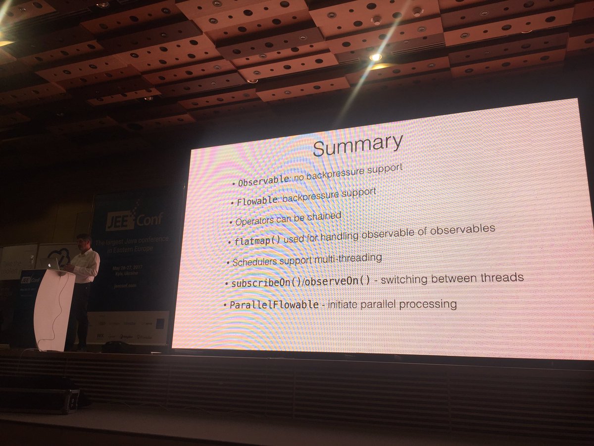 tmatyashovsky's tweet image. Great talk by @yfain about #rxjava2 #jeeconf
