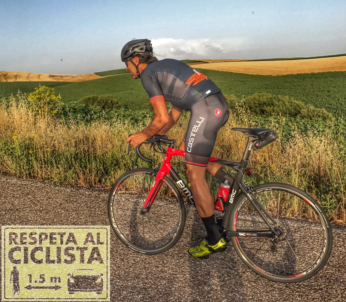 Jesus__Velasco's tweet photo. My special kit for the weather warm ๐ฅ๐ด ๐ @CastelliCycling #climbersJersey #InfiernoBibShorts #cycling #ciclismo #happy #perfectkit https://t.co/qofdi8UFbA