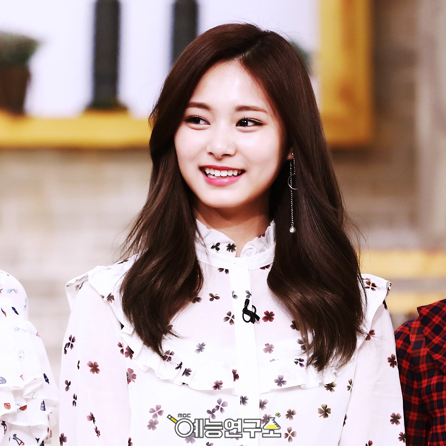 DAvQxRpUAAEG3f1.jpg:large