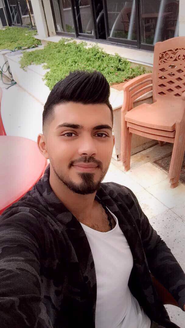 zakichreif's tweet photo. صباح يقربنا من رمضان ، صباح آخر يوم في شعبان ،اللهُم بلغنا اياه بروحٍ أنقى وعملٍ ارقى🌙✨ https://t.co/CkUclS0csh