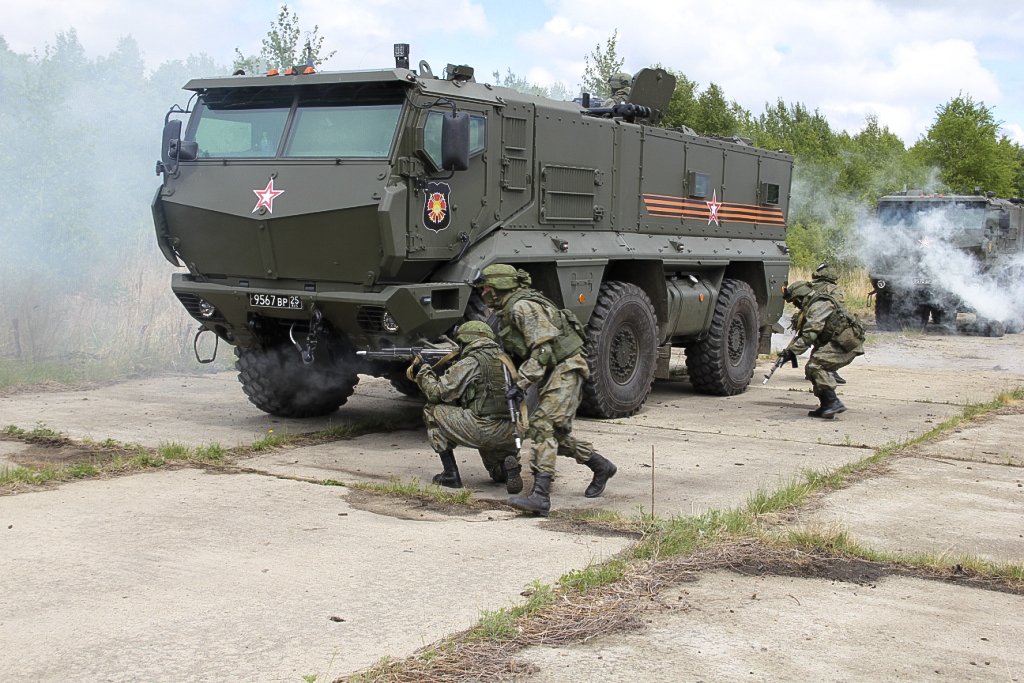 цунами в японском море. тайфун трами. штормы / циклоны (ураган / тайфун. применение тайфун. применение тайфун.