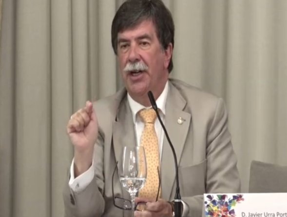 "Hay que girar el tablero: la autoridad es el profesor" #ICEConvivencia ow.ly/ZE8r30c1PjD