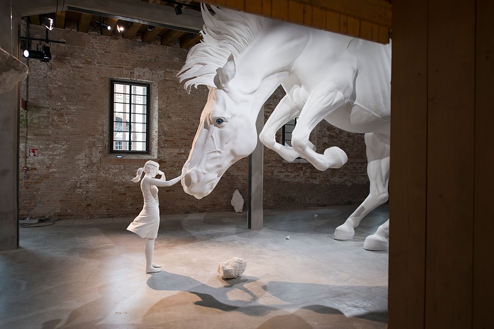 jdj_creative's tweet photo. We think this installation by Claudia Fontes is amazing! "The Horse Problem" https://t.co/krYzY8NPYw #insearchofwonder #BiennaleArte2017 https://t.co/PuAuJwXYja
