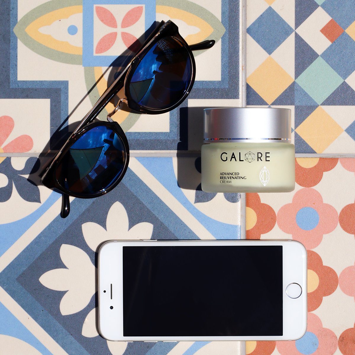 GaloreCosmetics's tweet photo. Tu expresión se merece el mejor de los cuidados 💎 #GaloreCosmetics https://t.co/7v3i3uvYe3