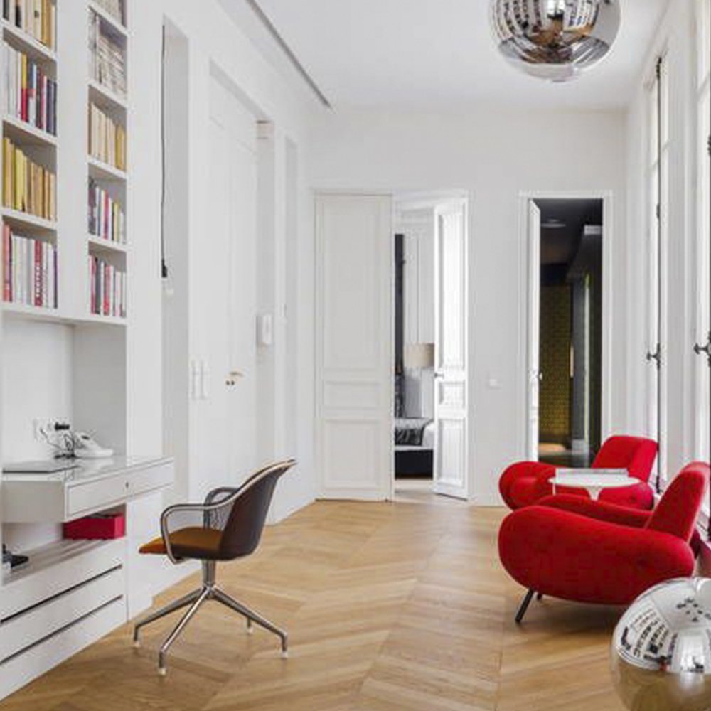 designmarket_en's tweet image. #RedInspiration Would you prefer small subtle touches or "total look"?