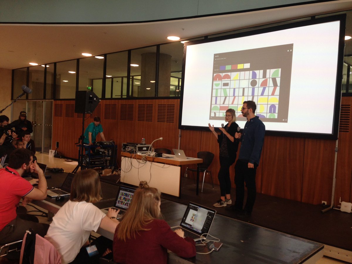 AdobeDACH's tweet photo. Look! It's a #Library! Birgits &amp; Daniels Grundlage für den #ModularLettering Workshop - hier könnt ihr dabei sein: https://t.co/S2CMBlXO0c https://t.co/Z7ZcxLwlBb