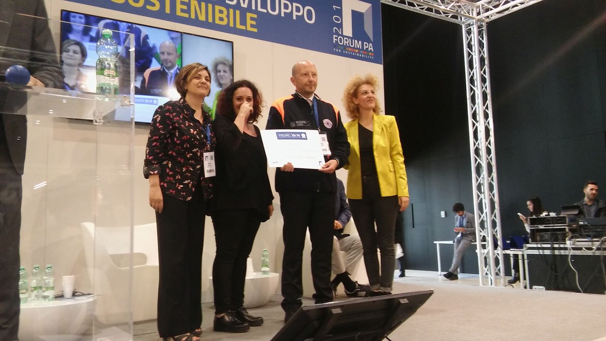 LAZIOcrea's tweet photo. 4 menzioni al premio #10x10 di #forumPA17 x @RegioneLazio con @LAZIOcrea: i progetti e le persone https://t.co/q5L6KbrZe7 @nzingaretti https://t.co/ocfbjf8qZS