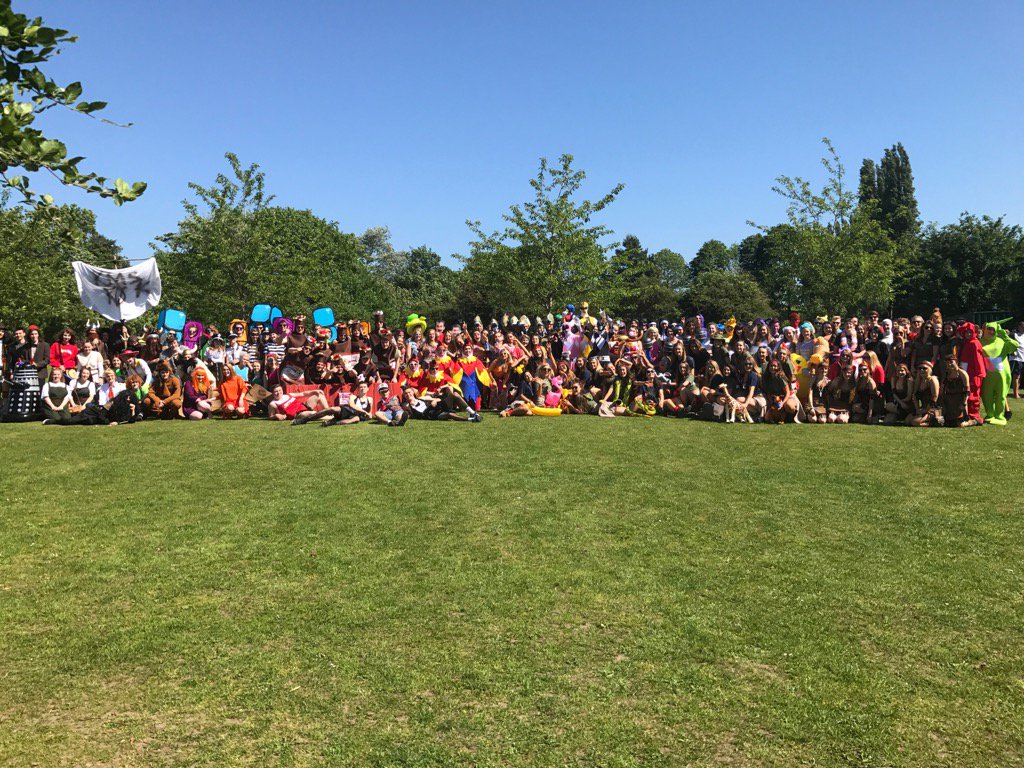 psjtopping's tweet photo. Farewell Yr13 ...and bon voyage. You've been fab.@SBHS_SixthForm https://t.co/pUpAI1mfvt