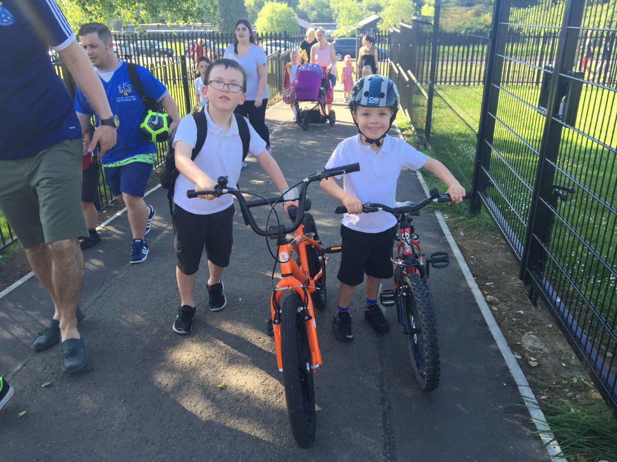 St_PatrickCorby's tweet photo. Great to see lots of children arriving to school by bike and scooter this morning #healthyselfie #healthyschoolsweek2017 https://t.co/EkKqkEcnum