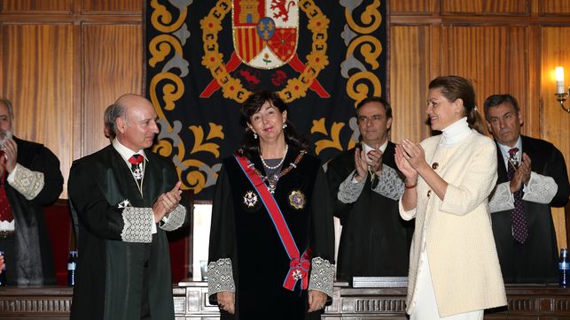 eldiarioes's tweet photo. El PP ocupa los puestos clave de la justicia asediado por la corrupción https://t.co/rsbj73hZld https://t.co/UvdvOJsfO4