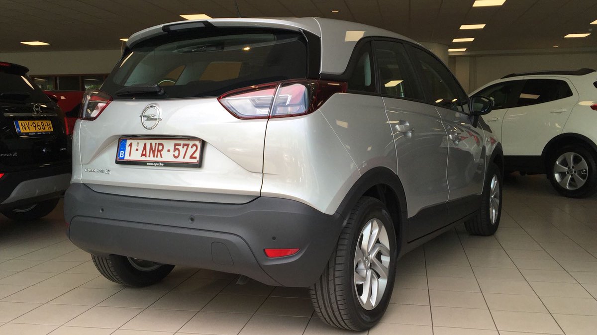 MuldersAutobedr's tweet photo. De allernieuwste Opel, de Opel Crossland X, is nog twee dagen te bewonderen in onze showroom in Tiel! Kom je een kijkje nemen? https://t.co/T12dBAKNyW