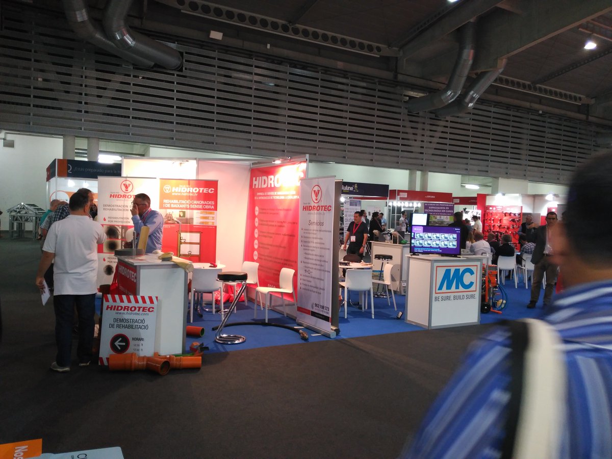IBSTT's tweet photo. J.R. Mesa @Acefat_aie jornada #BIM #IBSTT en @ConstrumatBCN  #TecnologiasSINzanja 
Is @MC_Spain_  @HidrotecTV @aqualyt_net @RPS_RadioPoint https://t.co/0iiA2zMqk8