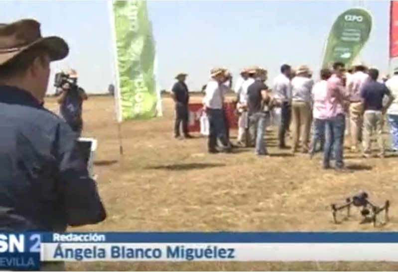 ASAJASEVILLA's tweet photo. Drones, visión artificial, satélites: llega la revolución agrícola. Digital Farming Day en TV. #BayerDigitalFarming

https://t.co/BqnrCd4mys https://t.co/F7X0js5uek